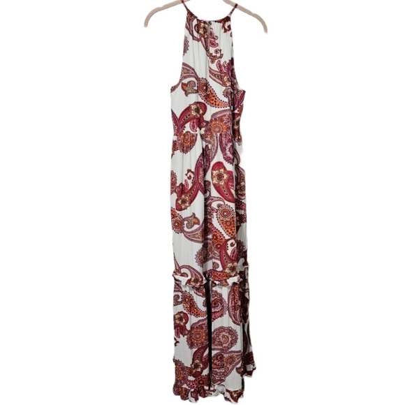 Express Textured Paisley Tiered Halter Maxi Dress - Picture 9 of 13